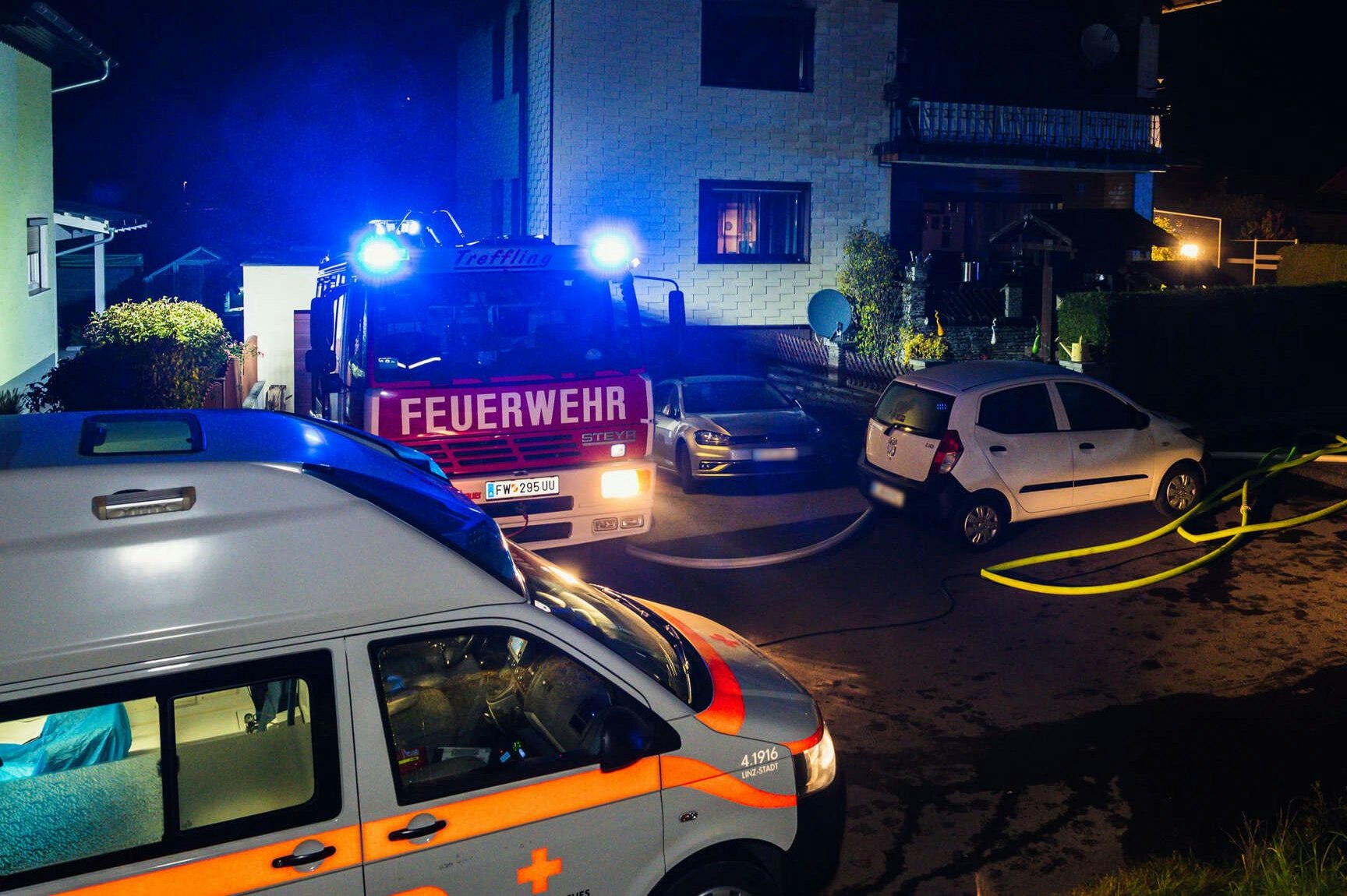 Tödlicher Unfall bei Einsatzfahrt nach Feueralarm bei Linz in der Nacht auf den Nationalfeiertag 2021.