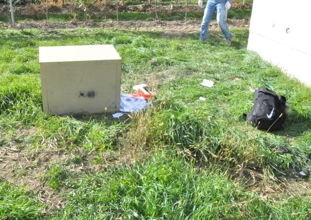 Einbrecher versuchte Tresor aufzubrechen, der Safe wurde in einem Weingarten sichergestellt.