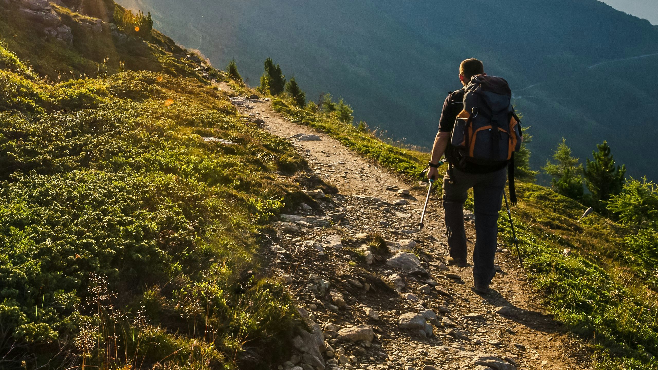 Ein Rettungsteam versuchte vergeblich einen vermissten Wanderer auf seinem Handy zu erreichen.