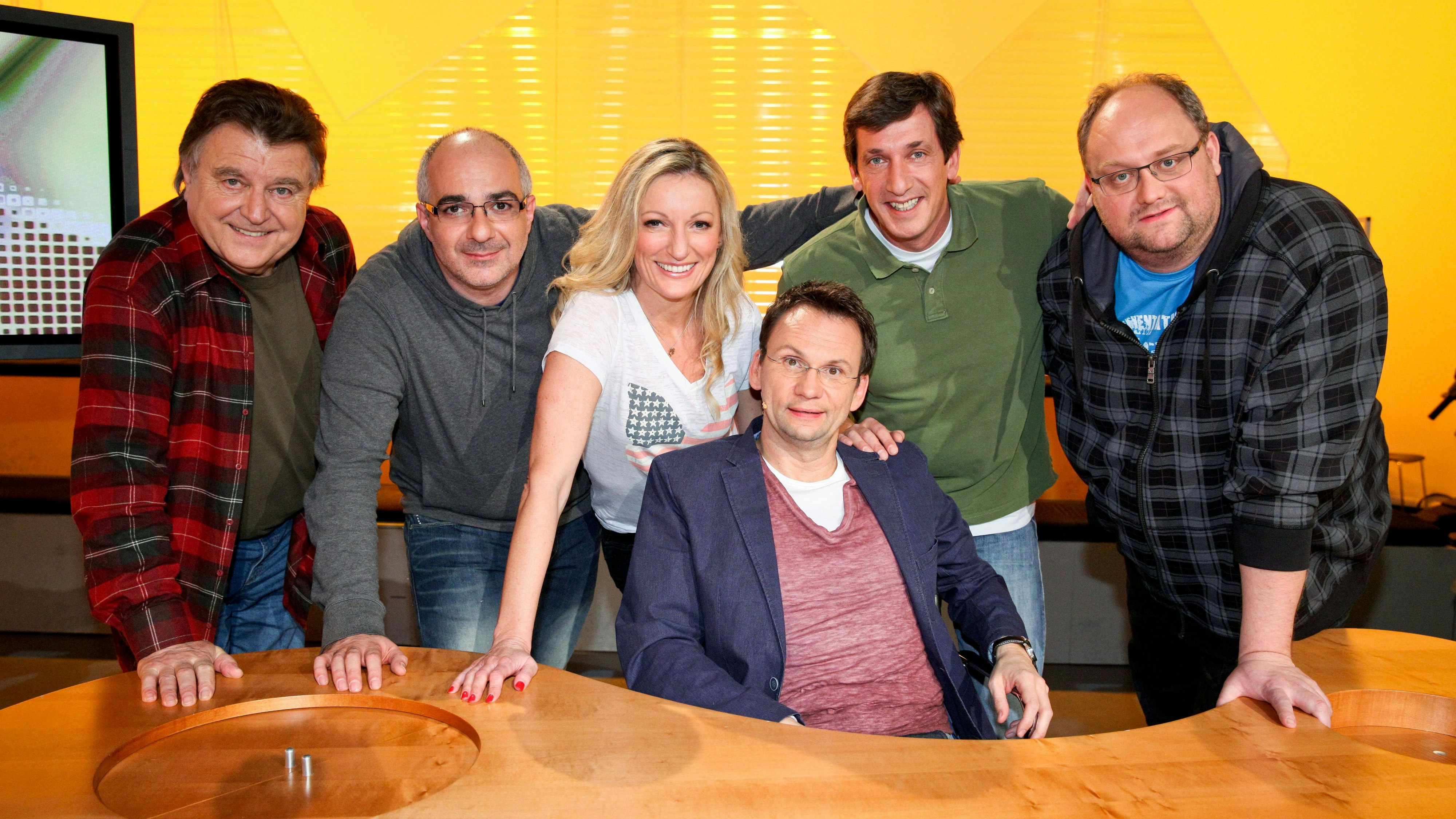 <strong>Monika Gruber</strong> ist auch regelmäßig im Rateteam von "Was gibt es Neues?".