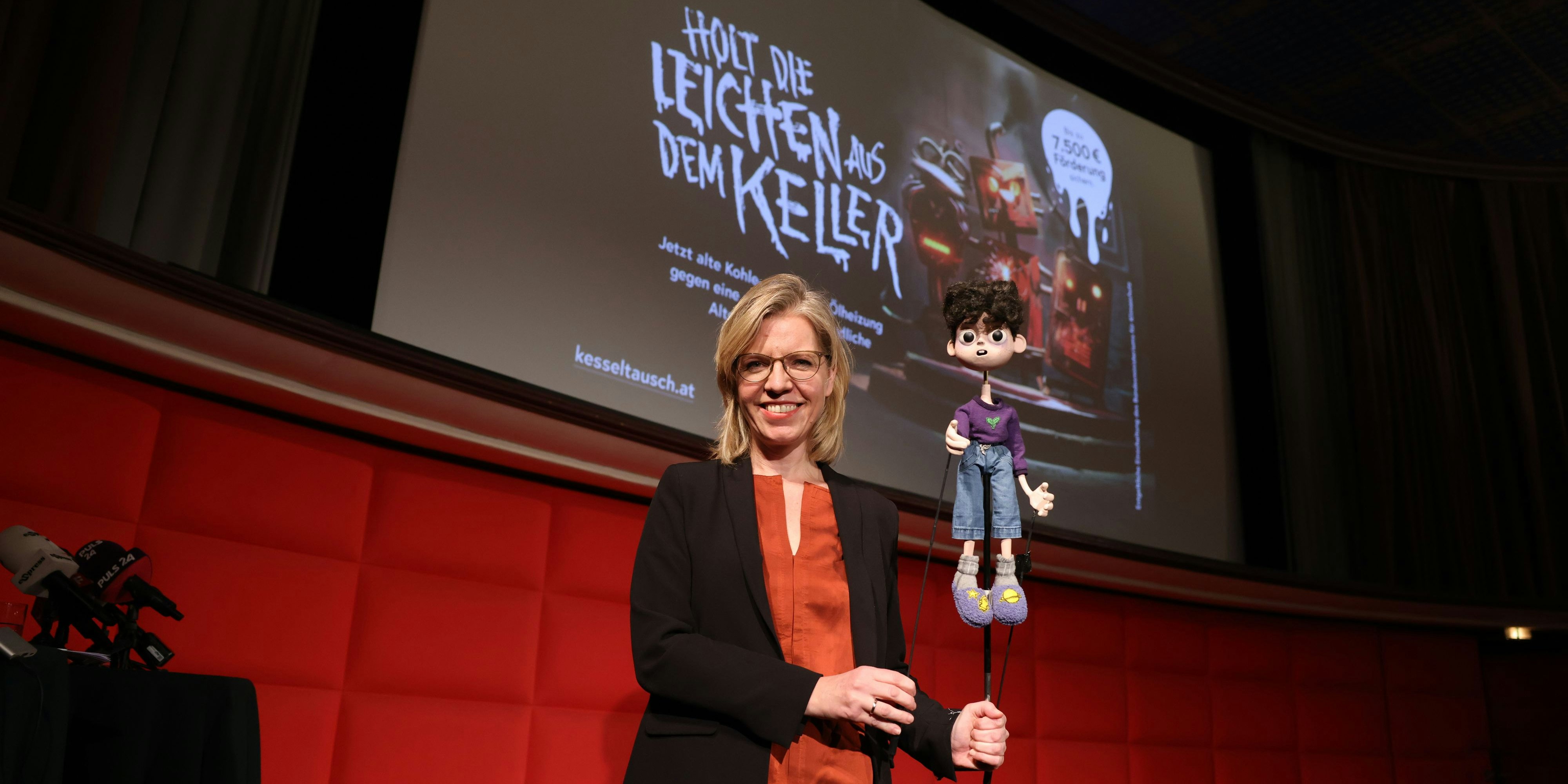 Leonore Gewessler  startet Kampagne  mit Gruseleffekt.