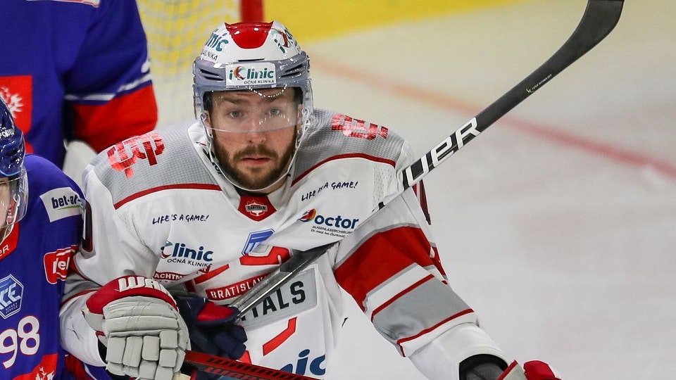 Boris Sadecky kollabierte auf dem Eis, befindet sich nun auf der Intensivstation. 