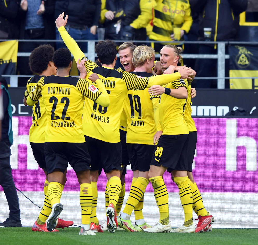 Borussia Dortmund gewinnt gegen Köln. 