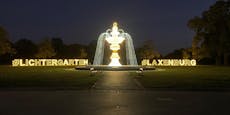 Lichterspektakel im Schlosspark Laxenburg zu bestaunen