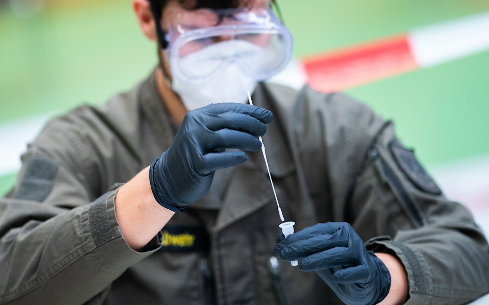 Erneut soll das Bundesheer bei der Bekämpfung der Corona-Pandemie als unterstützendes Element zum Einsatz kommen. Archivbild. 