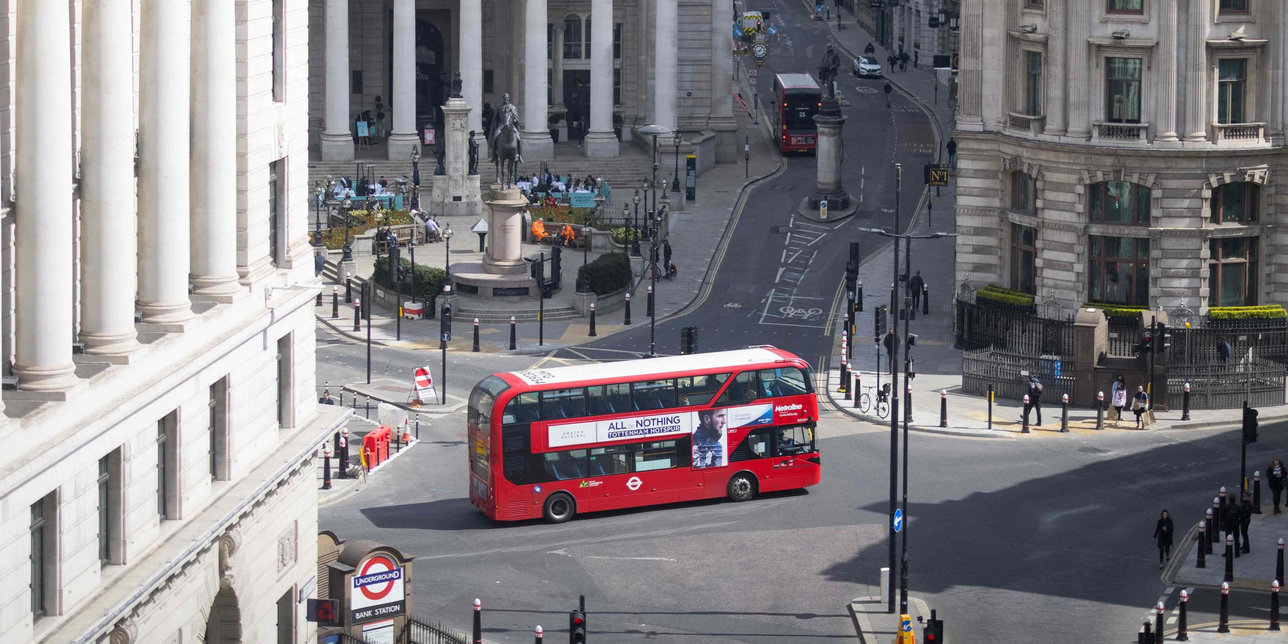 Das Haus des Pfarrers in Luton im Norden Londons gehört nun einem neuen Eigentümer. Die Ermittlungen laufen.