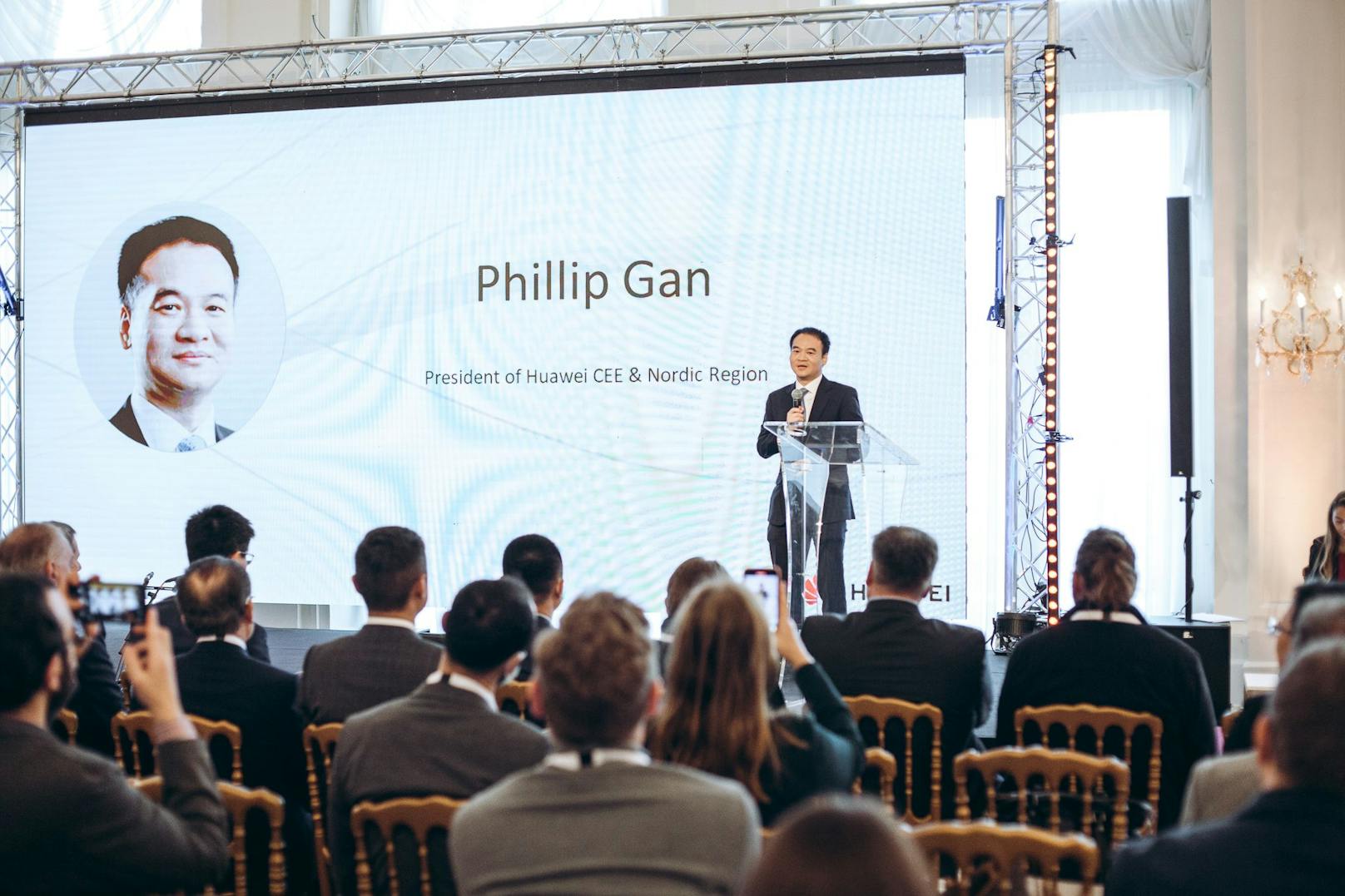 Phillip Gan am Huawei Innovation Day.