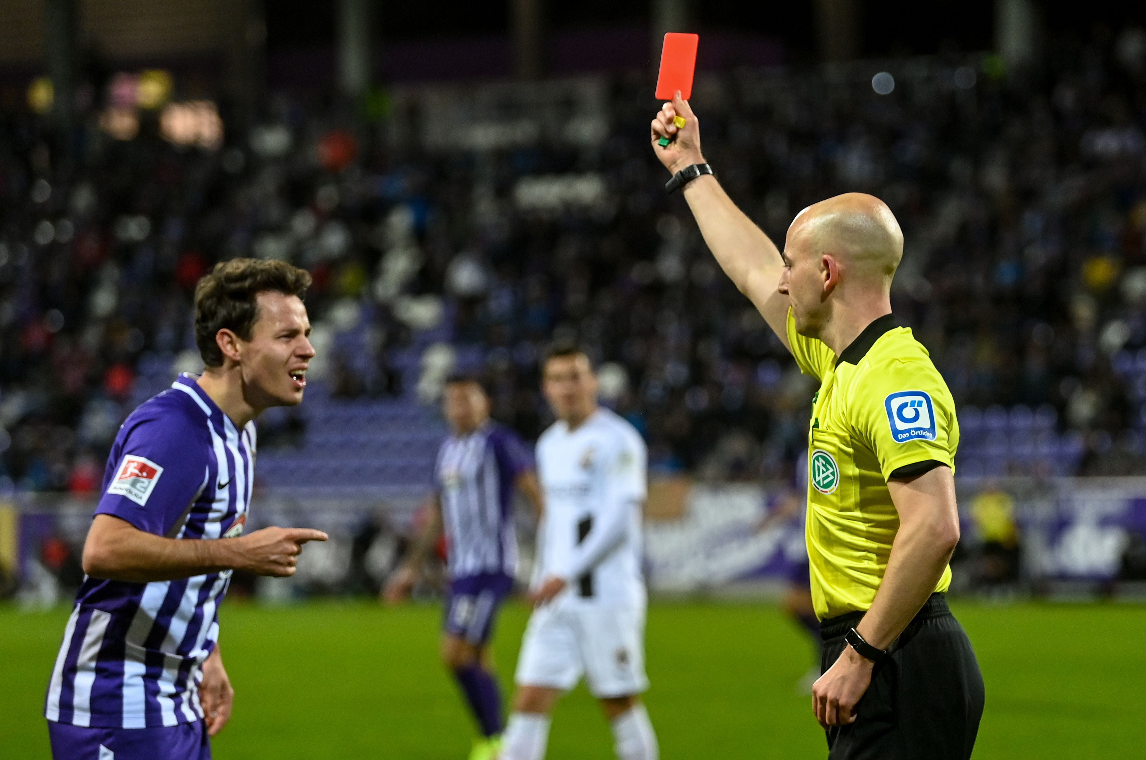 Clemens Fandrich fasst eine siebenmonatige Sperre aus. 