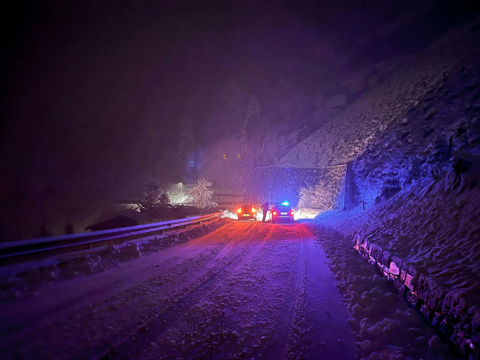 Dabei waren auch Räum-Fahrzeuge im Einsatz...