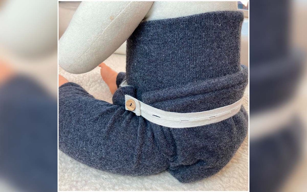 Der Knopf aus Holz, der Gummi aus Naturkautschuk: Start-Up Gründerin Magdalena Guschlbauer setzt auf Naturmaterialien.