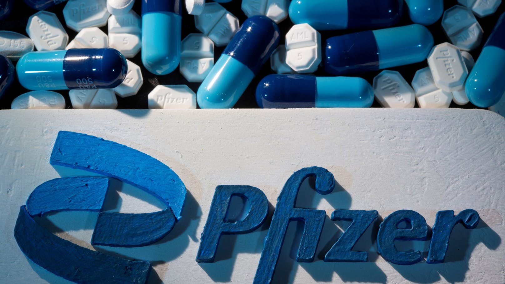 Das Pharmaunternehmen Pfizer hat am Dienstag in den USA eine Notfallzulassung für seine Corona-Pille "Paxlovid" beantragt.