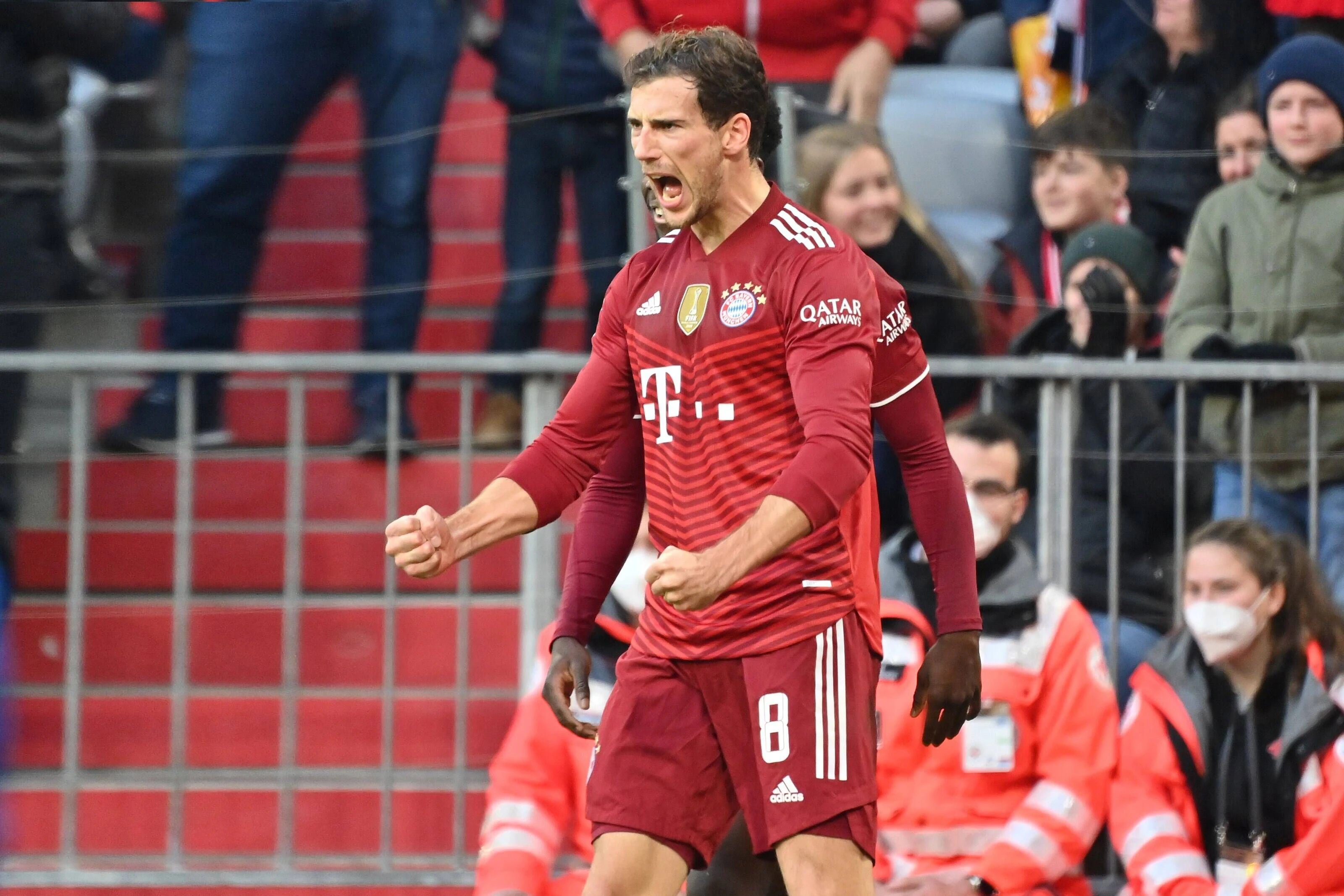 Die Bayern schlagen auch Freiburg. 