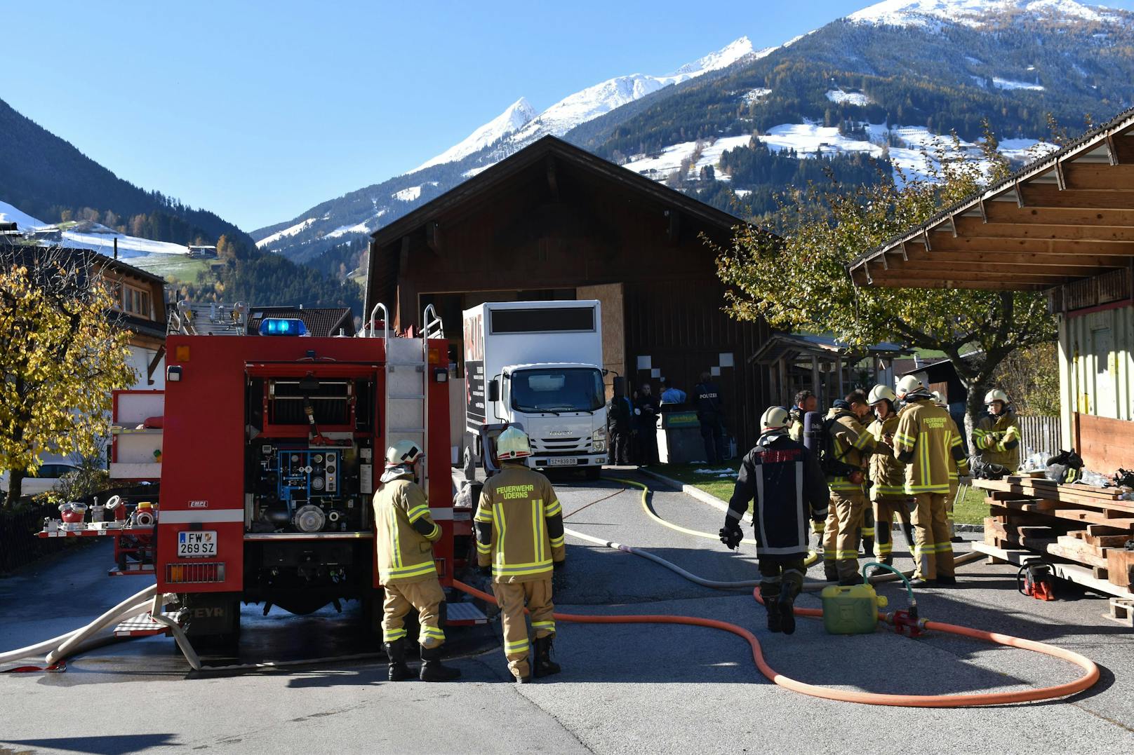 Eine Staubexplosion in einem Tiroler Tischlereibetrieb forderte zwei Verletzte.