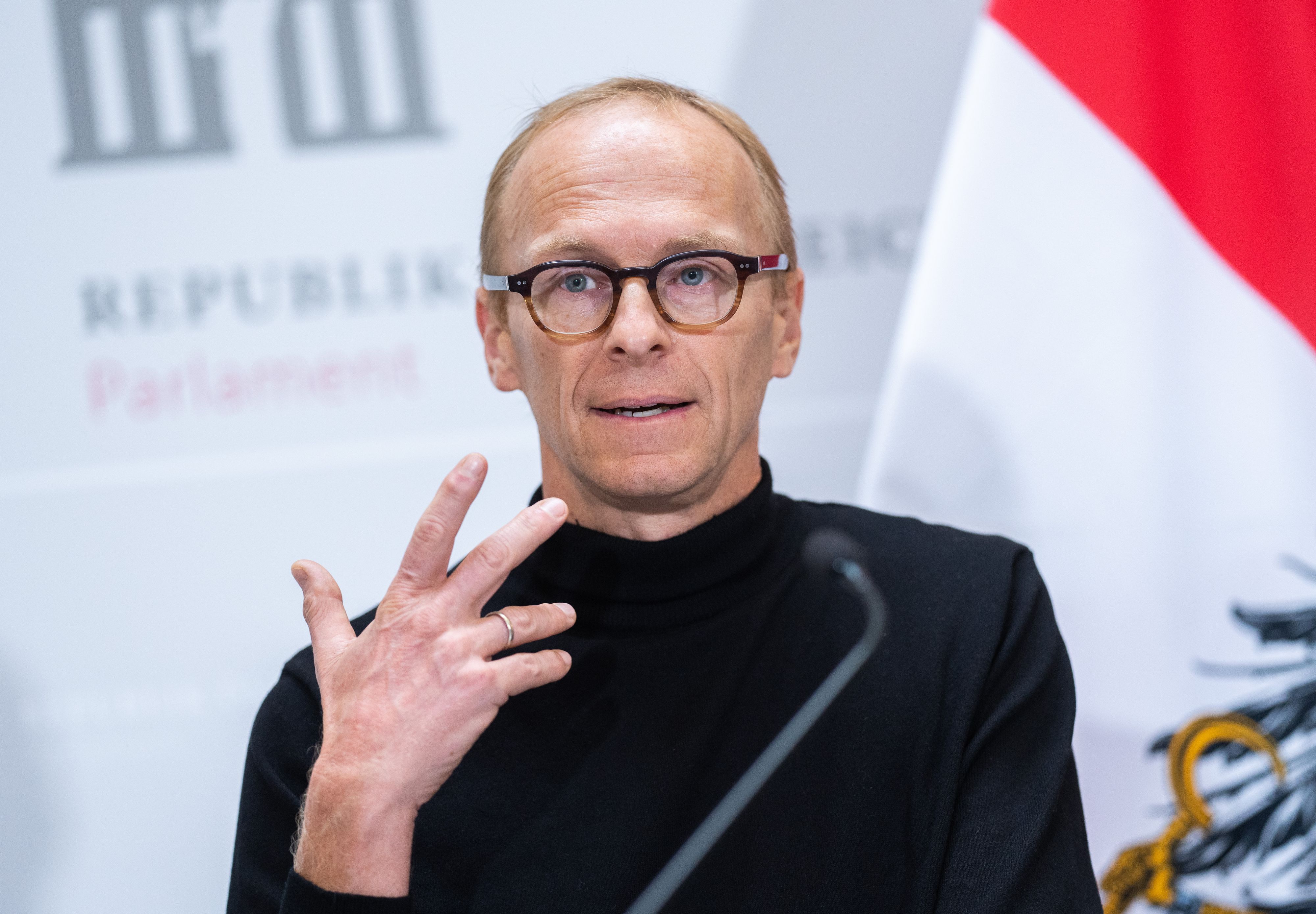 Infektiologe Christoph Wenisch machte sich mit seinen Auftritten nicht nur Freunde.