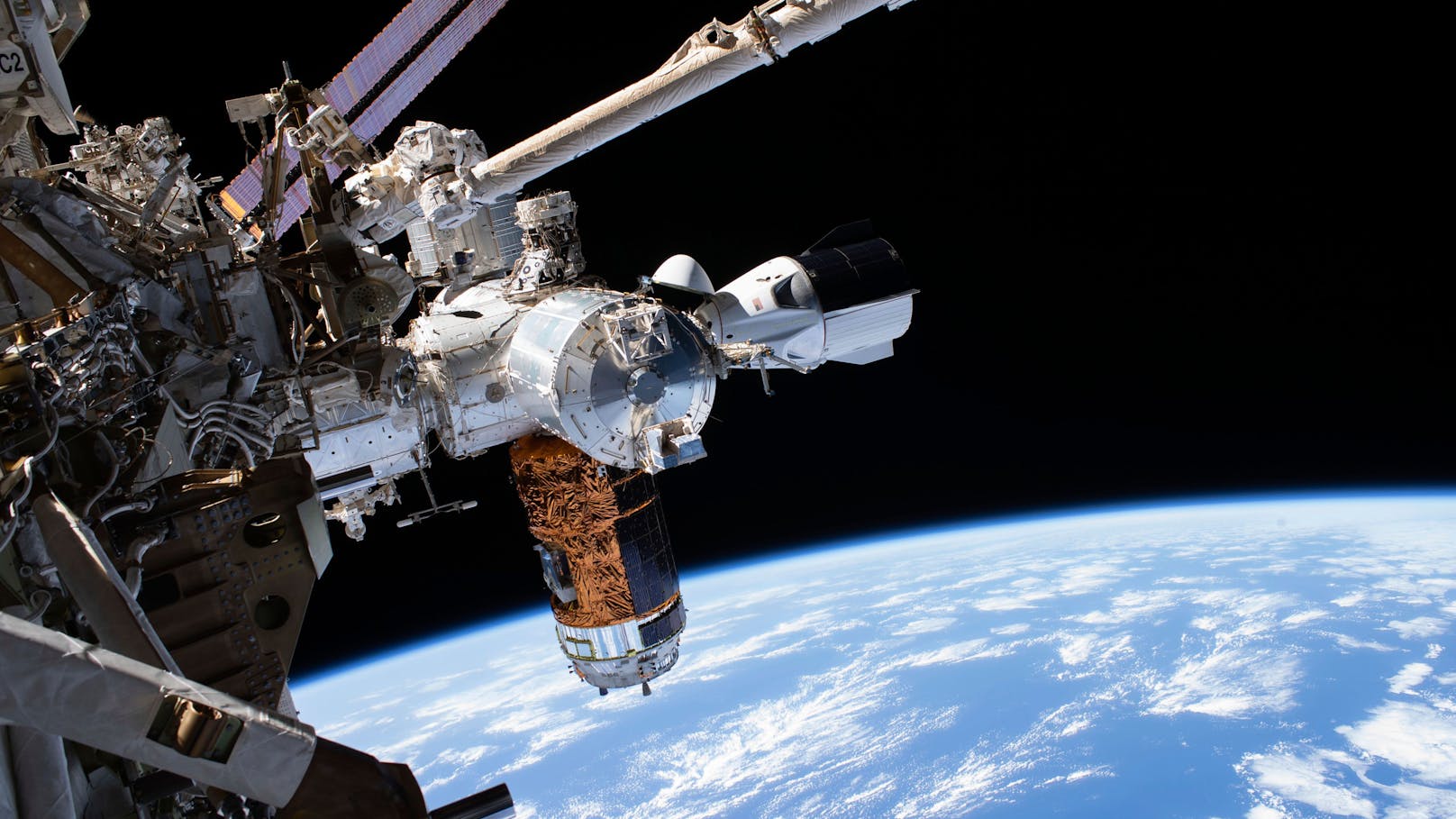 Vier Astronauten steht demnächst die Rückkehr auf die Erde mit einer SpaceX-Raumkapsel bevor – jedoch ohne funktionierende Toilette.&nbsp;