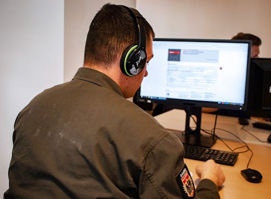 Nach dem massiven Anstieg der Covid-Zahlen hilft nun auch das Bundesheer wieder beim Contact Tracing.