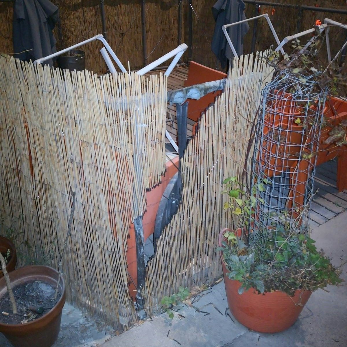 Auch ein&nbsp;Schanigarten wurde in Brand gesteckt.