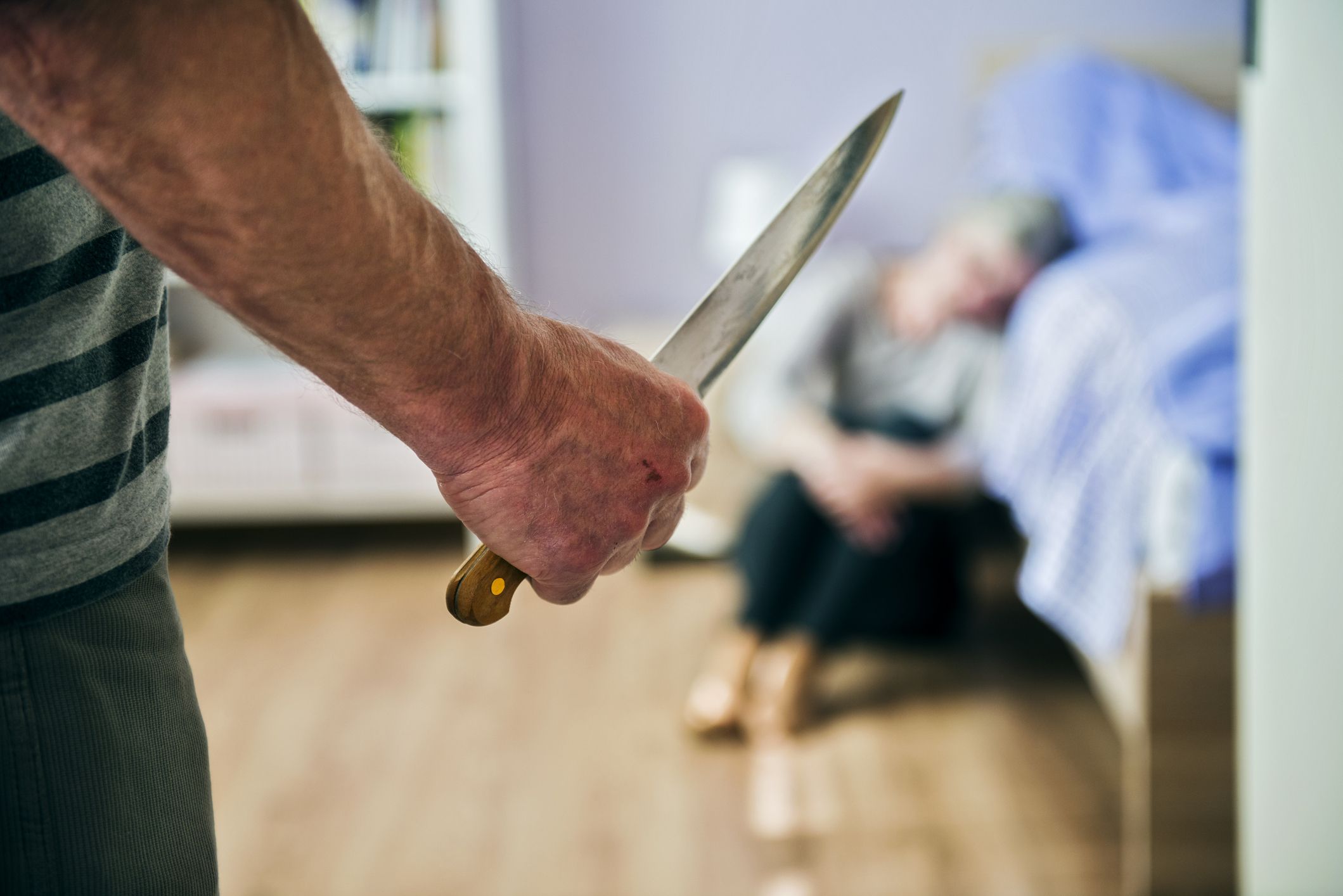 Der Mann stach mit einem Messer zu. Symbolbild.
