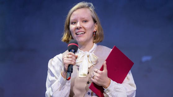 Raphaela Edelbauer