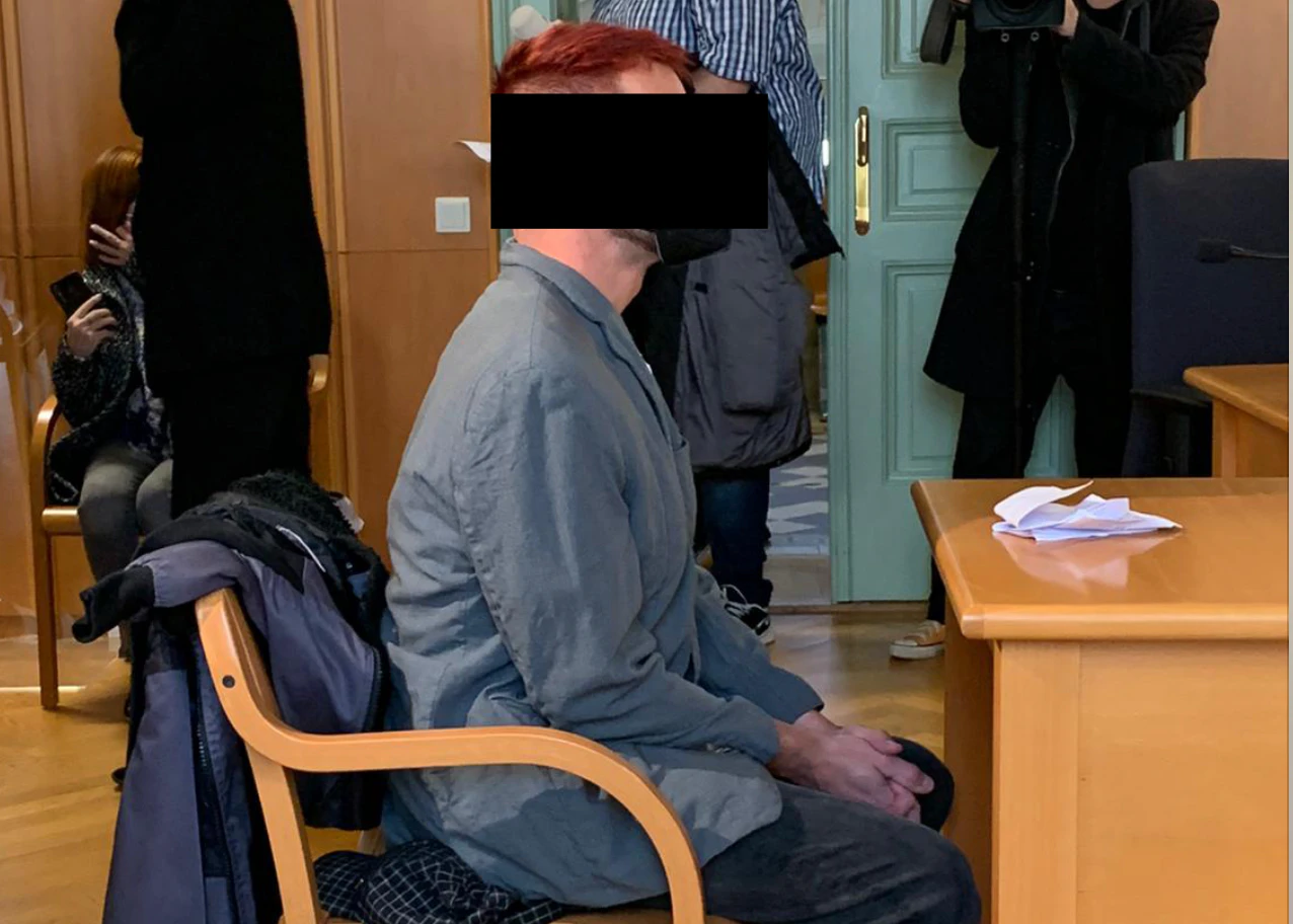 Der Angeklagte (35) vor Gericht in St. Pölten