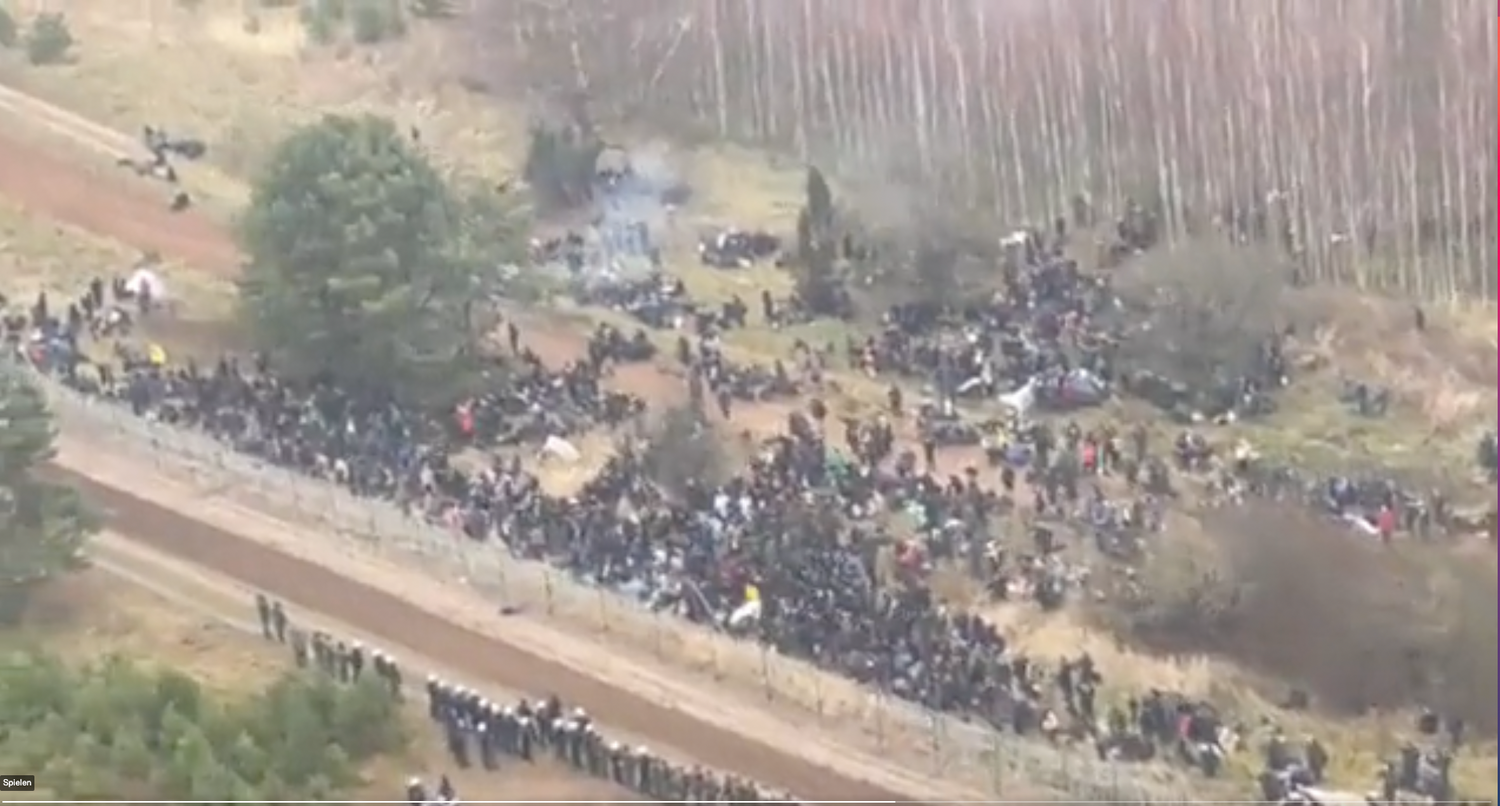 Flüchtlinge vor der polnischen Grenze