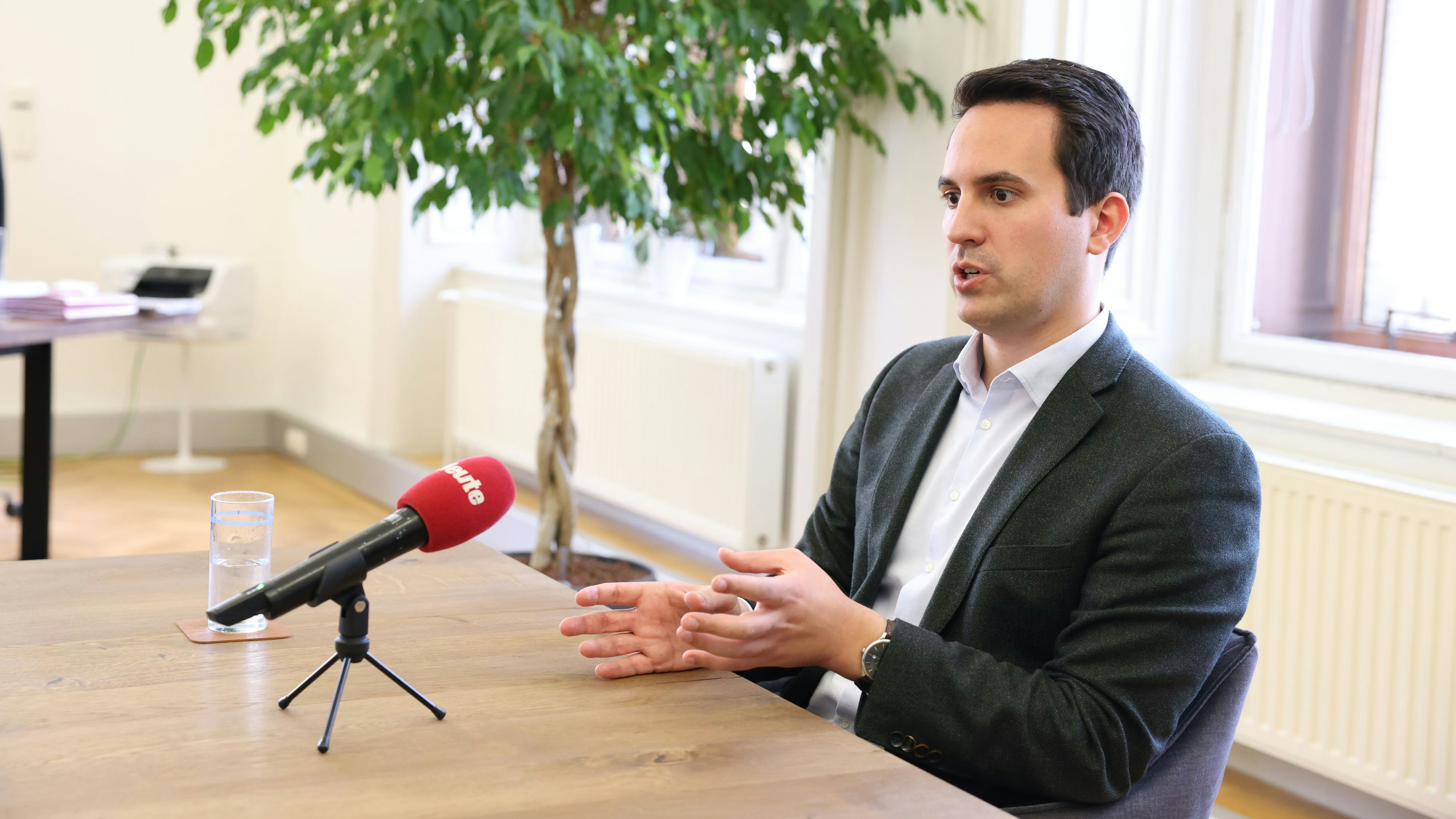 Vizebürgermeister Christoph Wiederkehr (Neos) kündigte eine "Aktion scharf" an: Kiga-Betreiber werden noch genauer untersucht.&nbsp;