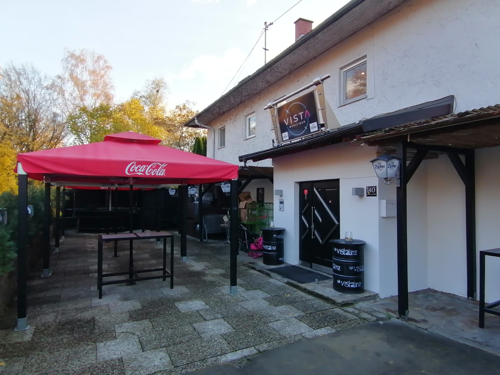 Vor diesem Linzer Lokal wurde die Leiche des Kellners entdeckt.