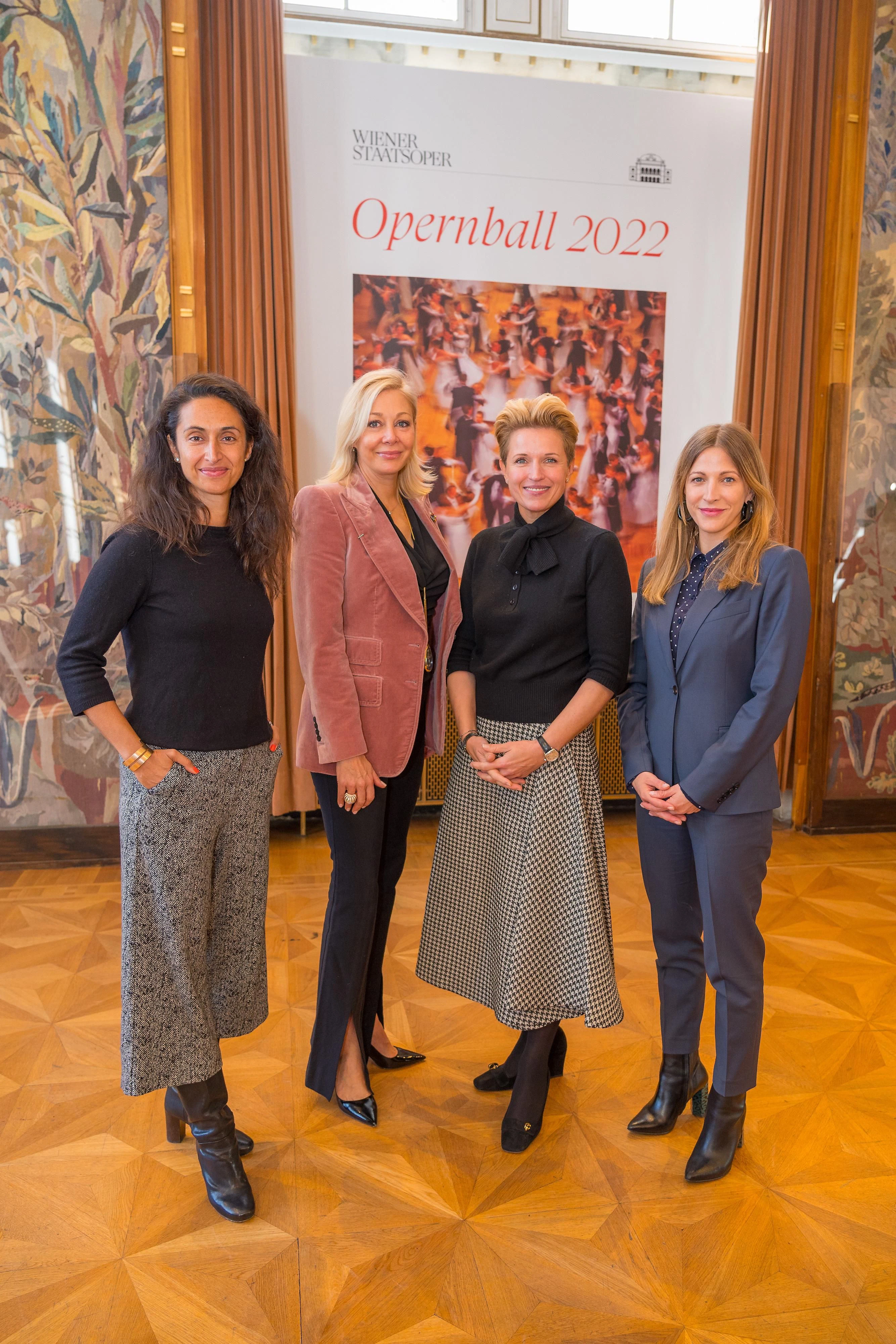 Das Komitee: Maryam Yeganehfar, Nadja Swarovski, Birgit Reitbauer und Katharina Häckel-Schinkinger