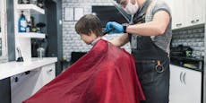 Ungeimpfte Wienerin schickt Sohn (2) alleine zu Friseur