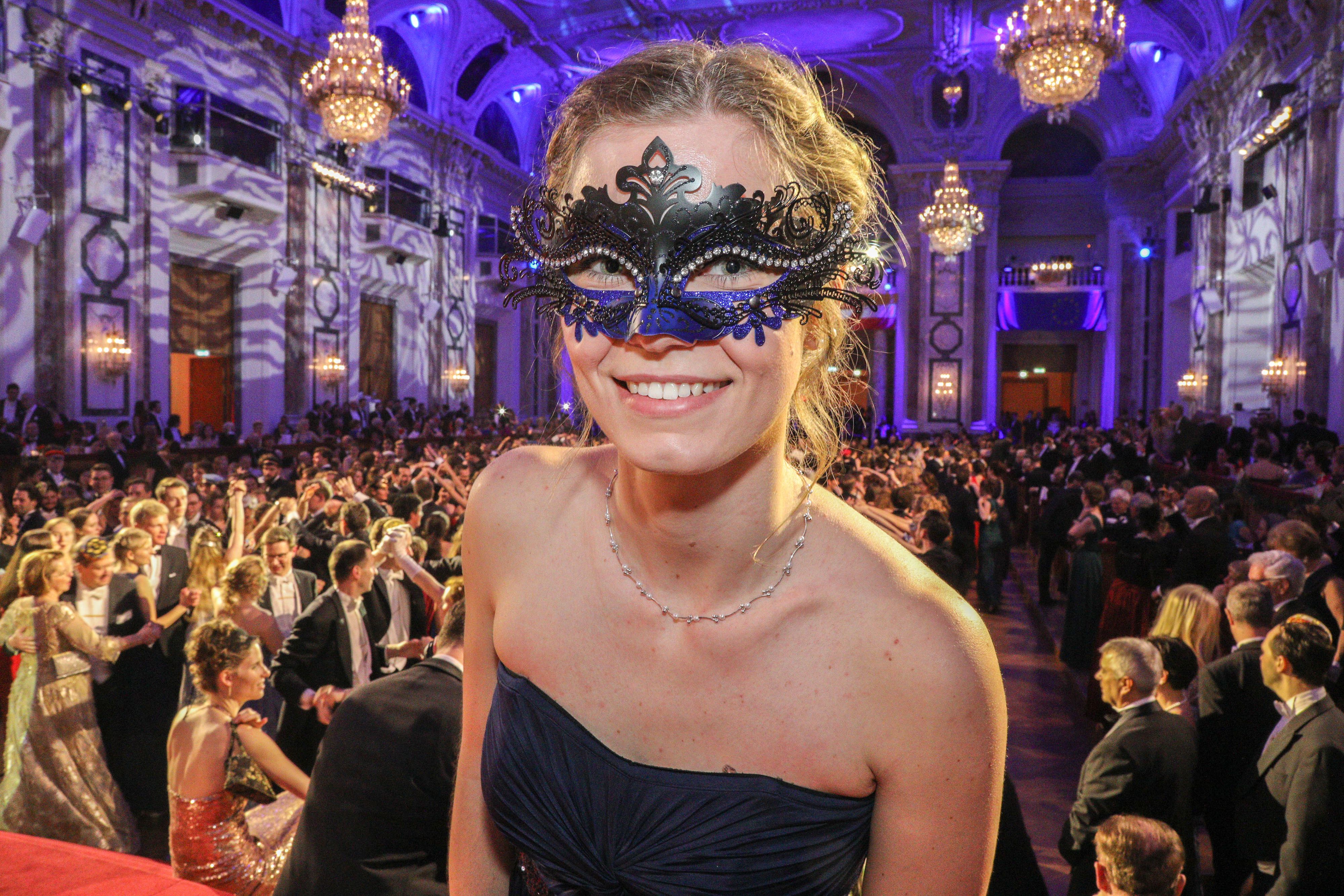 Rudolfina-Redoute: Österreichs größter Maskenball findet am 28. Februar unter dem Motto ,Die Fledermaus - Glücklich ist, wer vergisst!` statt.