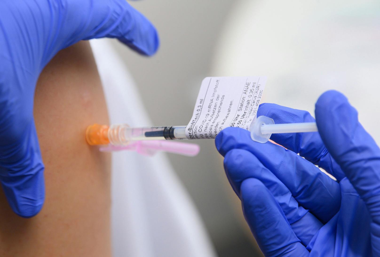 Pfizer-Impfstoff bietet 33-prozentigen Schutz vor Omikron