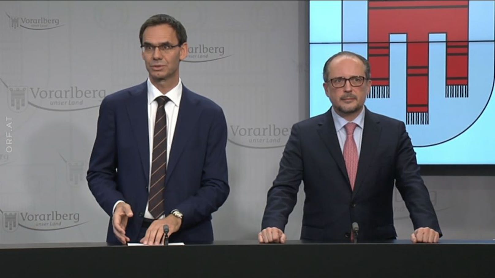 Bilder des gemeinsamen Pressegesprächs von Kanzler Alexander Schallenberg und Vorarlbergs LH Markus Wallner am 11. November 2021.