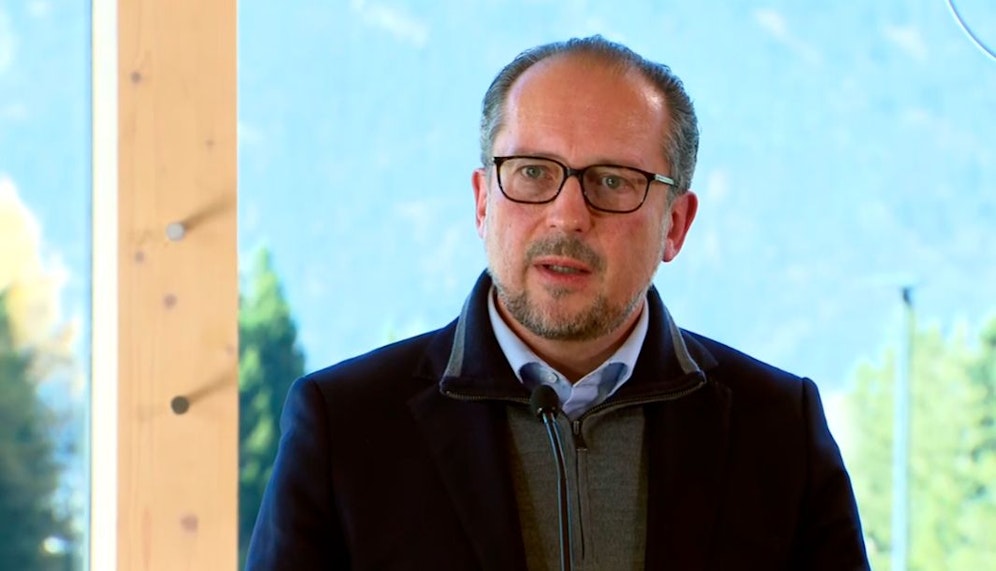 Am Fuße des Patscherkofels verkündete Schallenberg den neuen Lockdown!