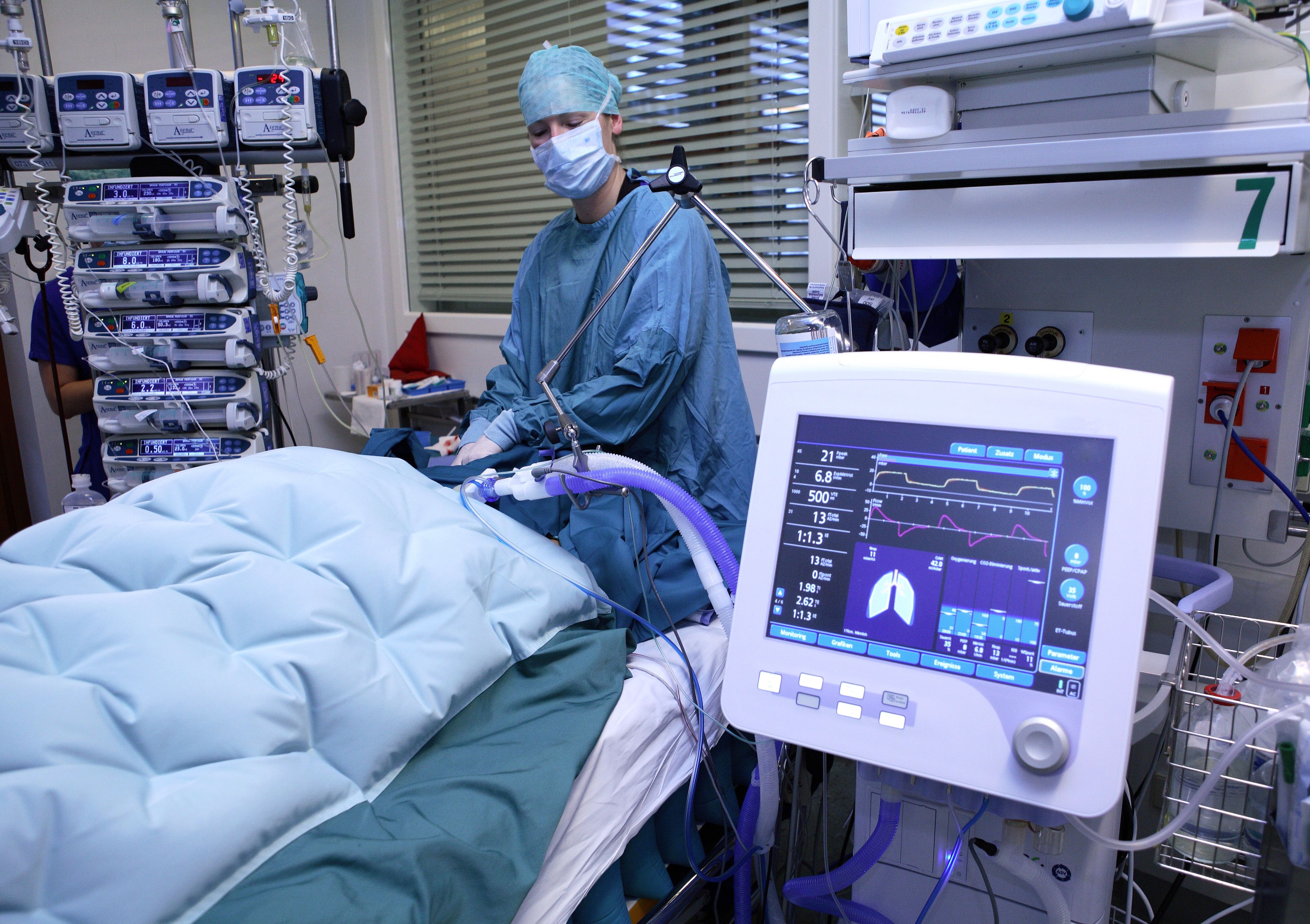 Ein schwerer Corona-Verlauf löst bei Patienten häufig auch eine Gerinnungserkrankung (Coagulopathie) aus.