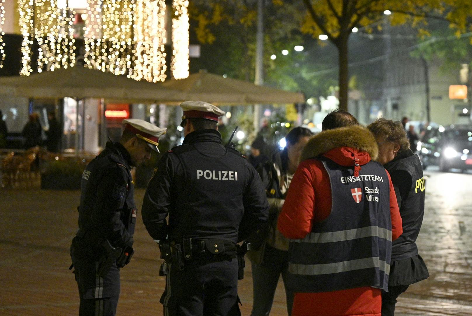 ... und psychische Erholung sowie bei Hilfsdiensten für andere. Ungeimpfte dürfen noch eine Haushaltsfremde Person treffen.