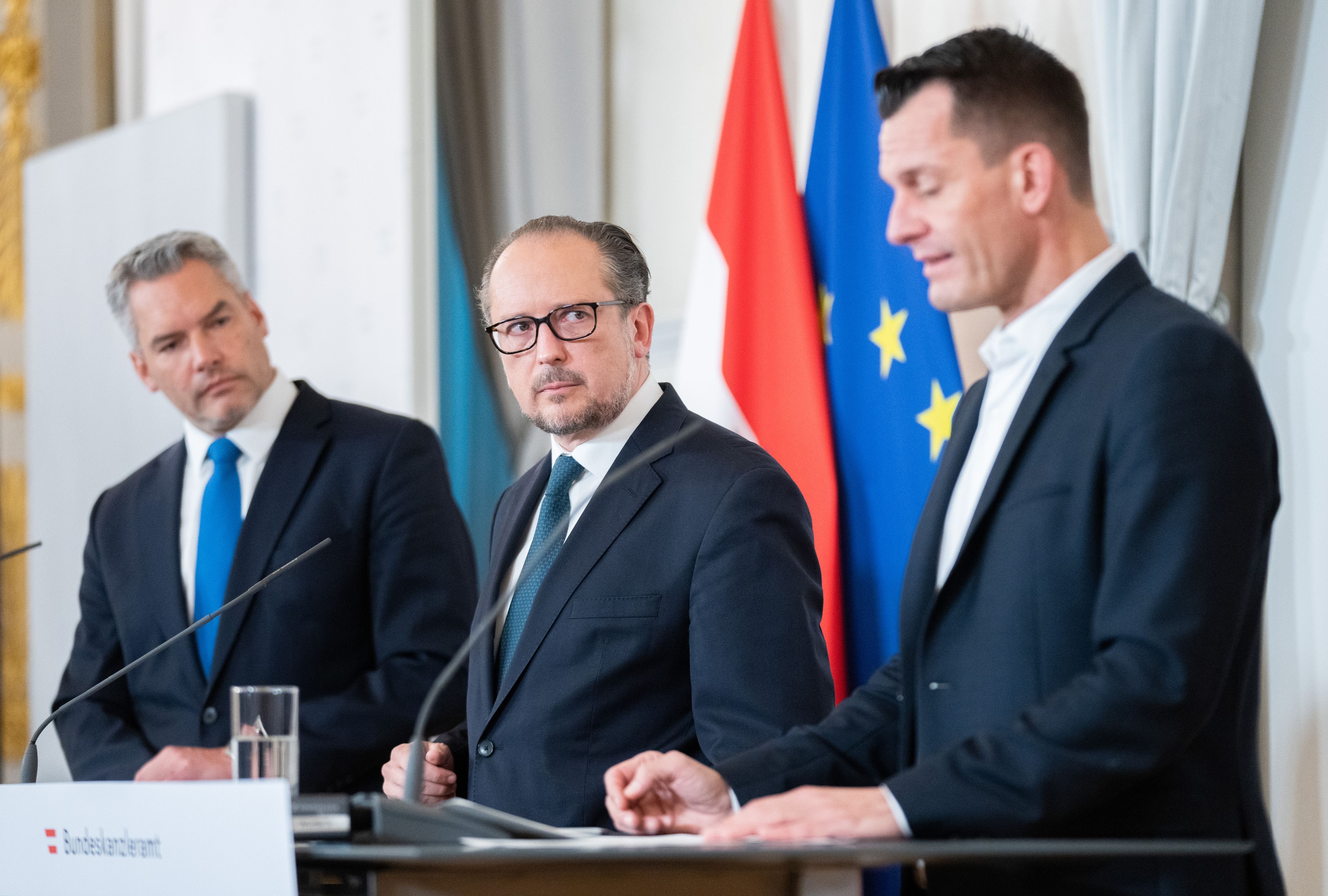 Innenminister Karl Nehammer, Bundeskanzler Alexander Schallenberg und Gesundheitsminister Wolfgang Mückstein.