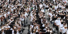 12.000 Musiker wollen Weltrekord als größtes Orchester