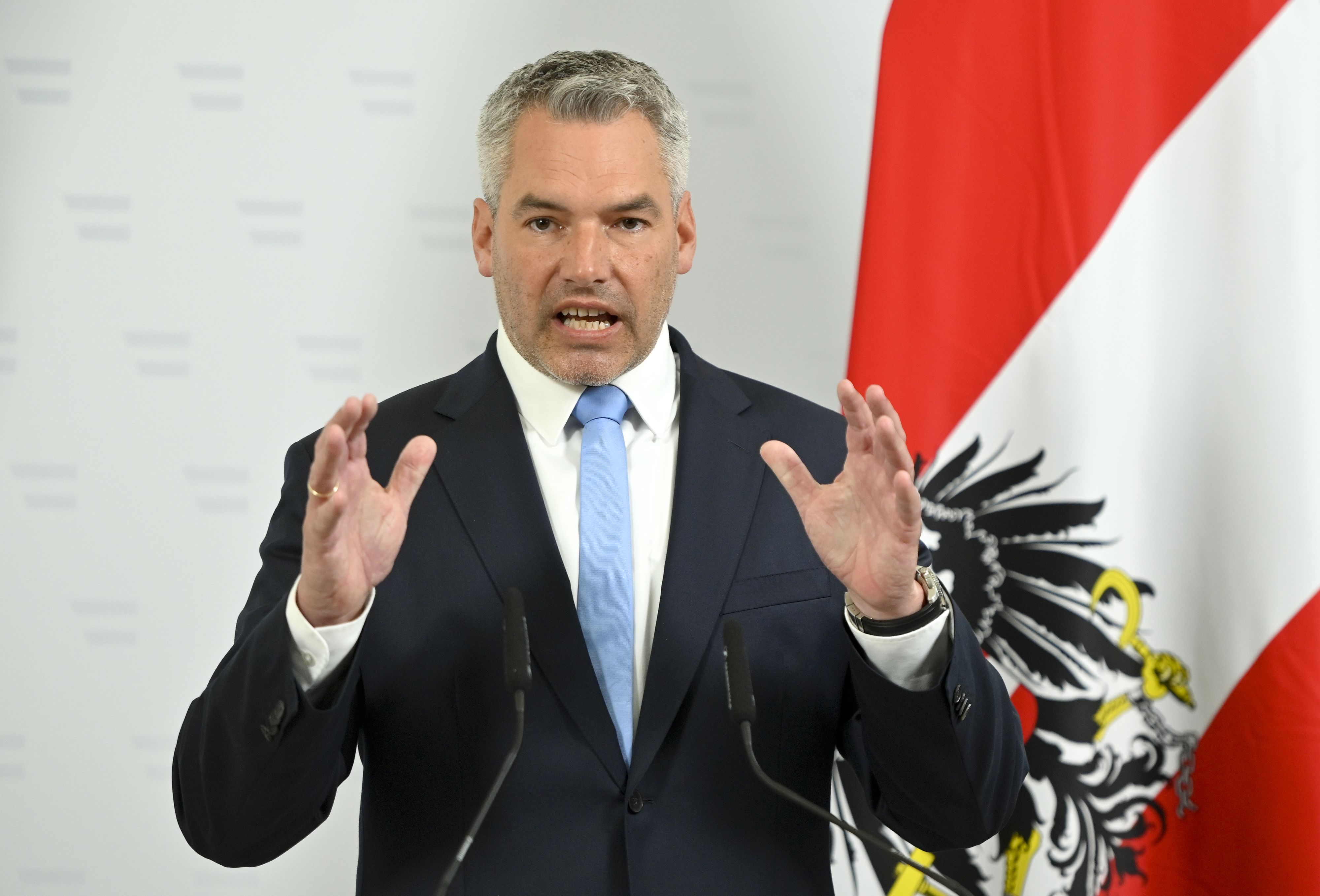 Karl Nehammer kündigte am Sonntag scharfe Strafen an
