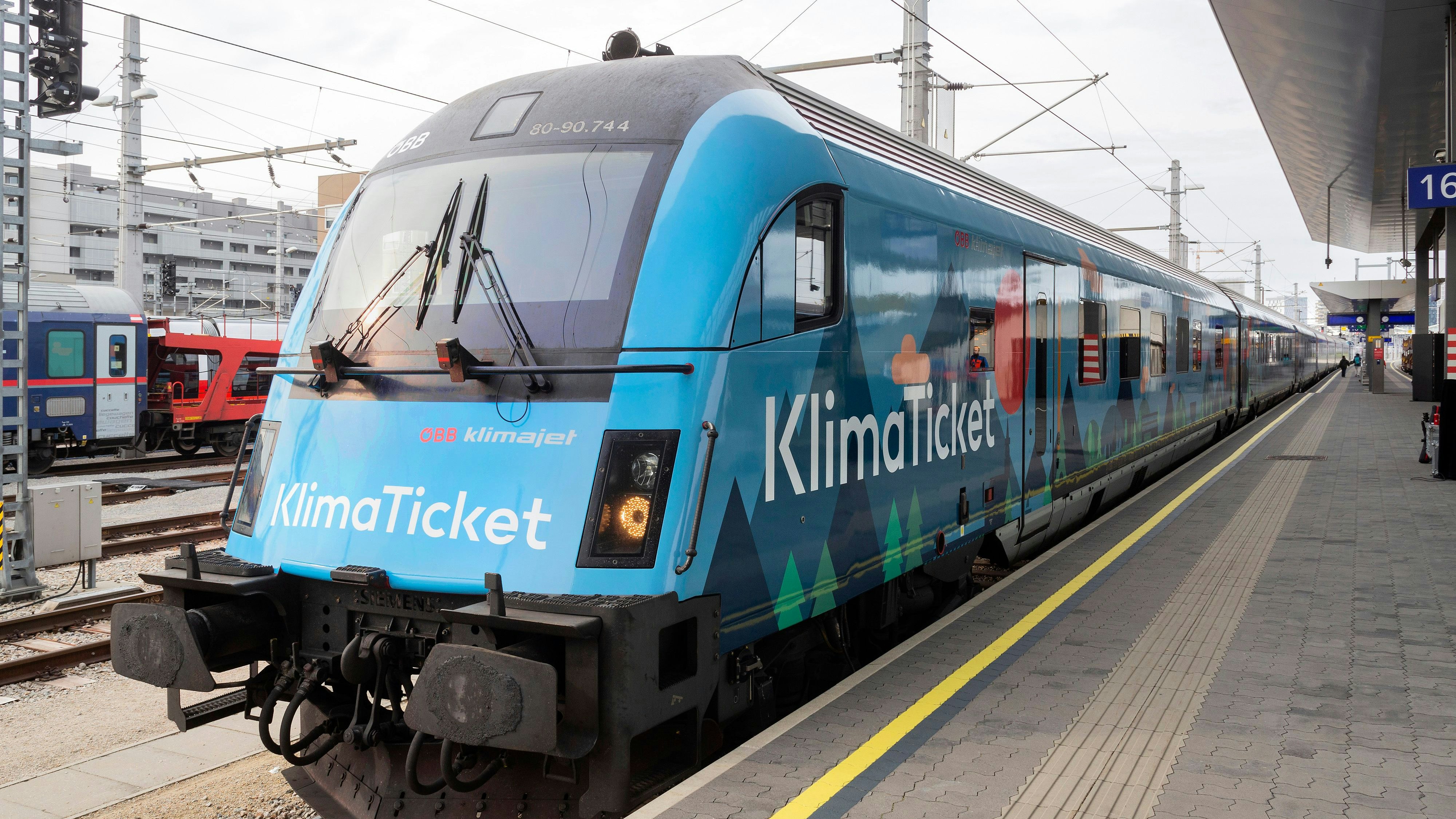 Das Klimaticket wird zum Verkaufsschlager.