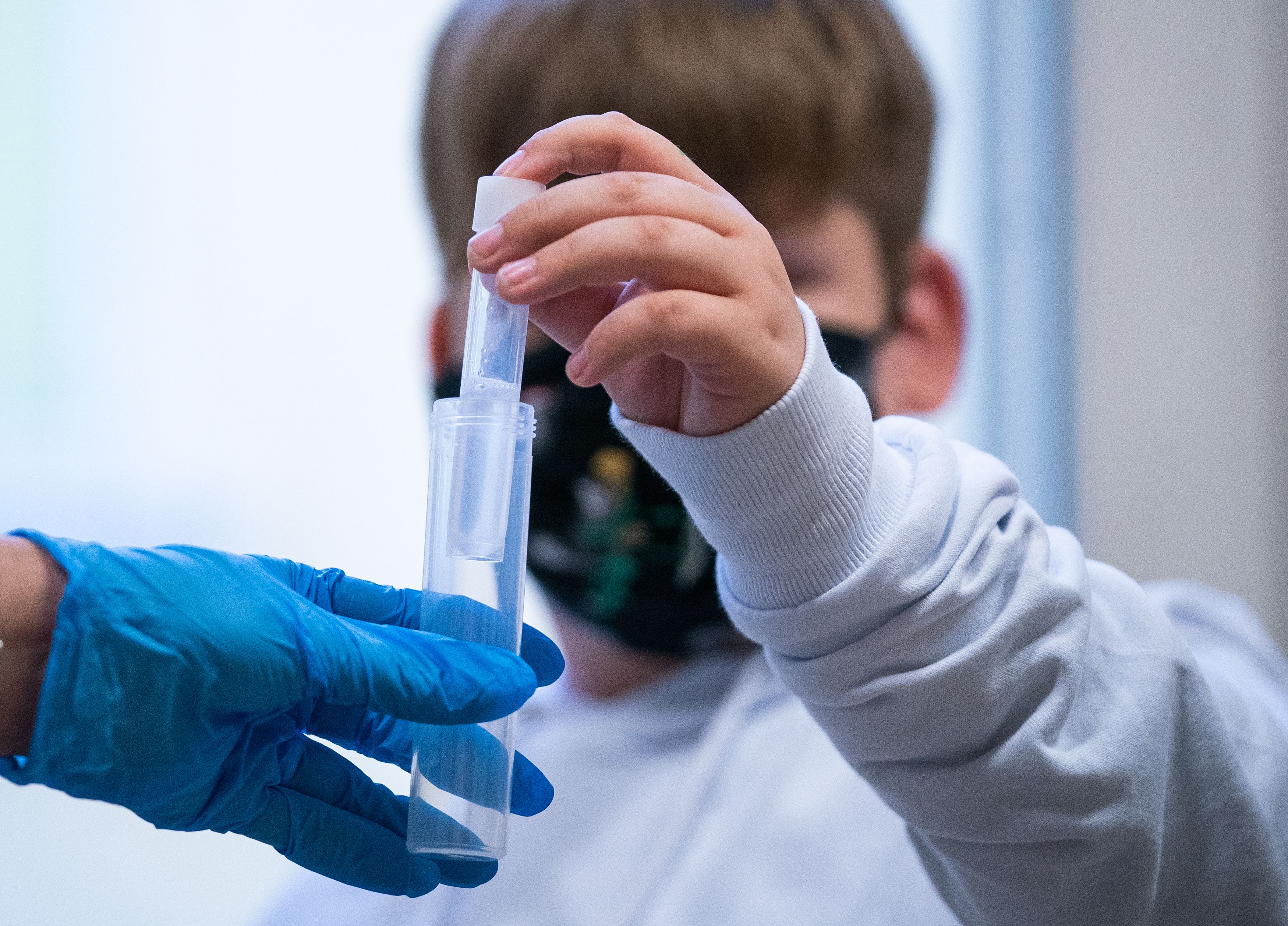 Selbst die Kindergarten-Screenings sind verzögert.