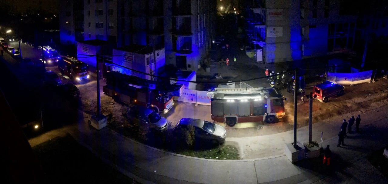 Ein Knall auf einer Baustelle in Wien-Donaustadt verschreckte Anrainer Montagabend.