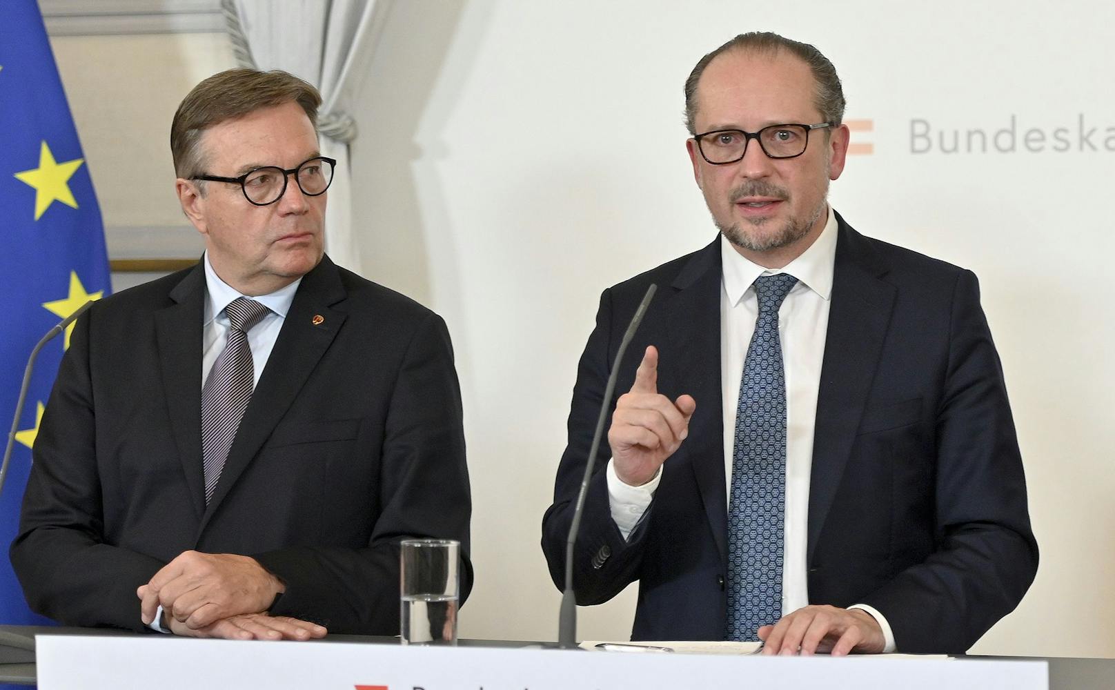Tirols Landeshauptmann Günther Platter (ÖVP) und Bundeskanzler Alexander Schallenberg (ÖVP).