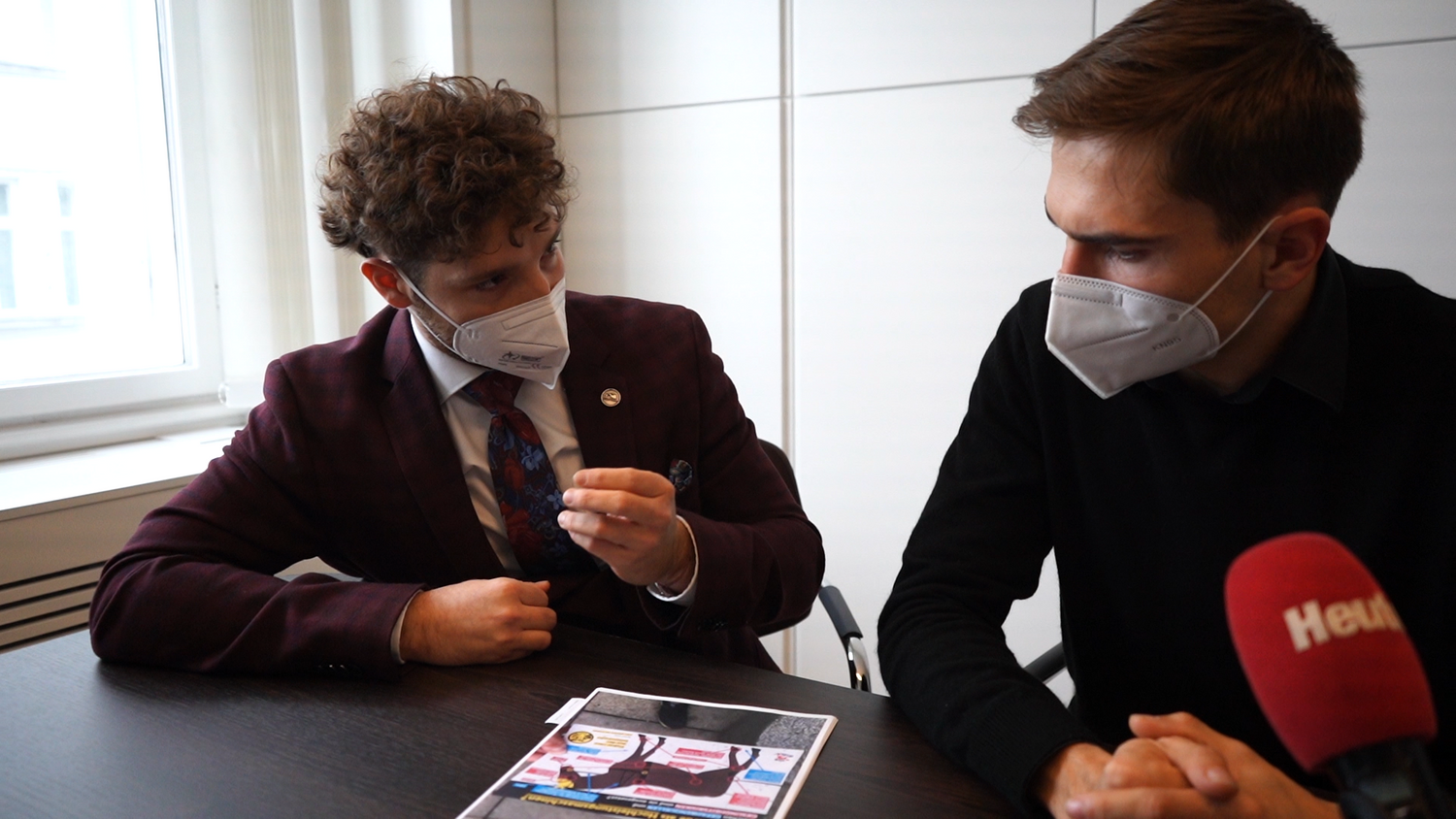 "Heute" konfrontierte Kutscher Marco Pollandt mit einem Kampagnenblatt eines Tierschutz-Vereins.