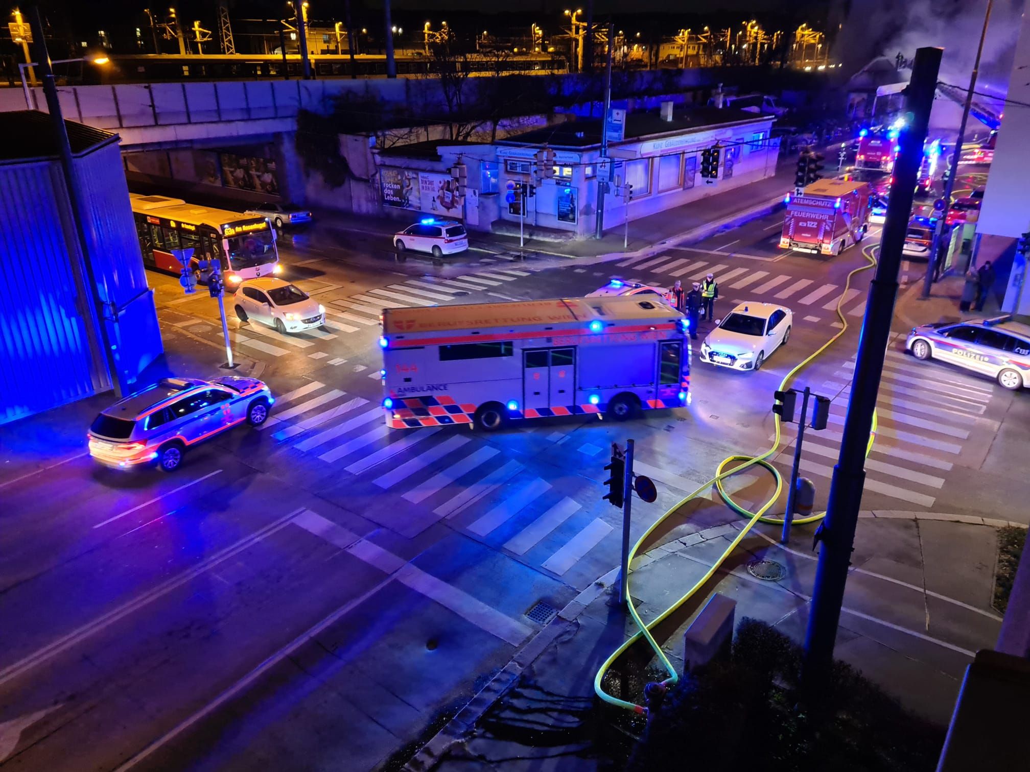 Großer Feuerwehr-Einsatz in Wien-Meidling