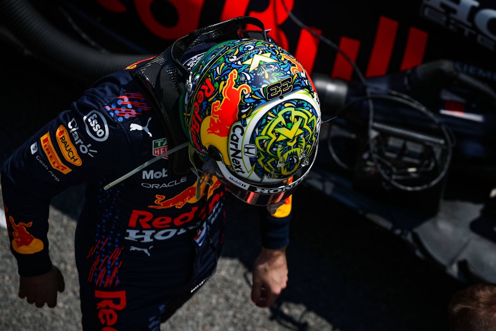 Max Verstappen droht eine nachträgliche Strafe. 
