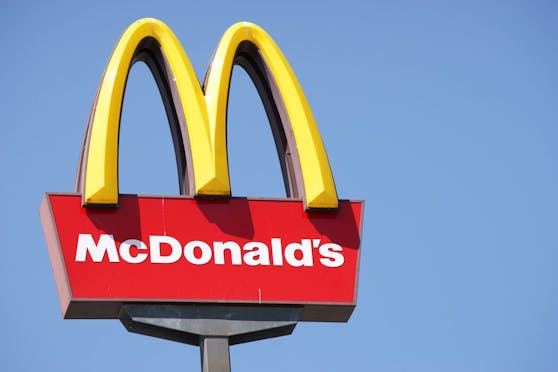 McDonald's beschäftigt weltweit mehr als 150.000 Mitarbeiter im Unternehmen und in eigenen Restaurants.