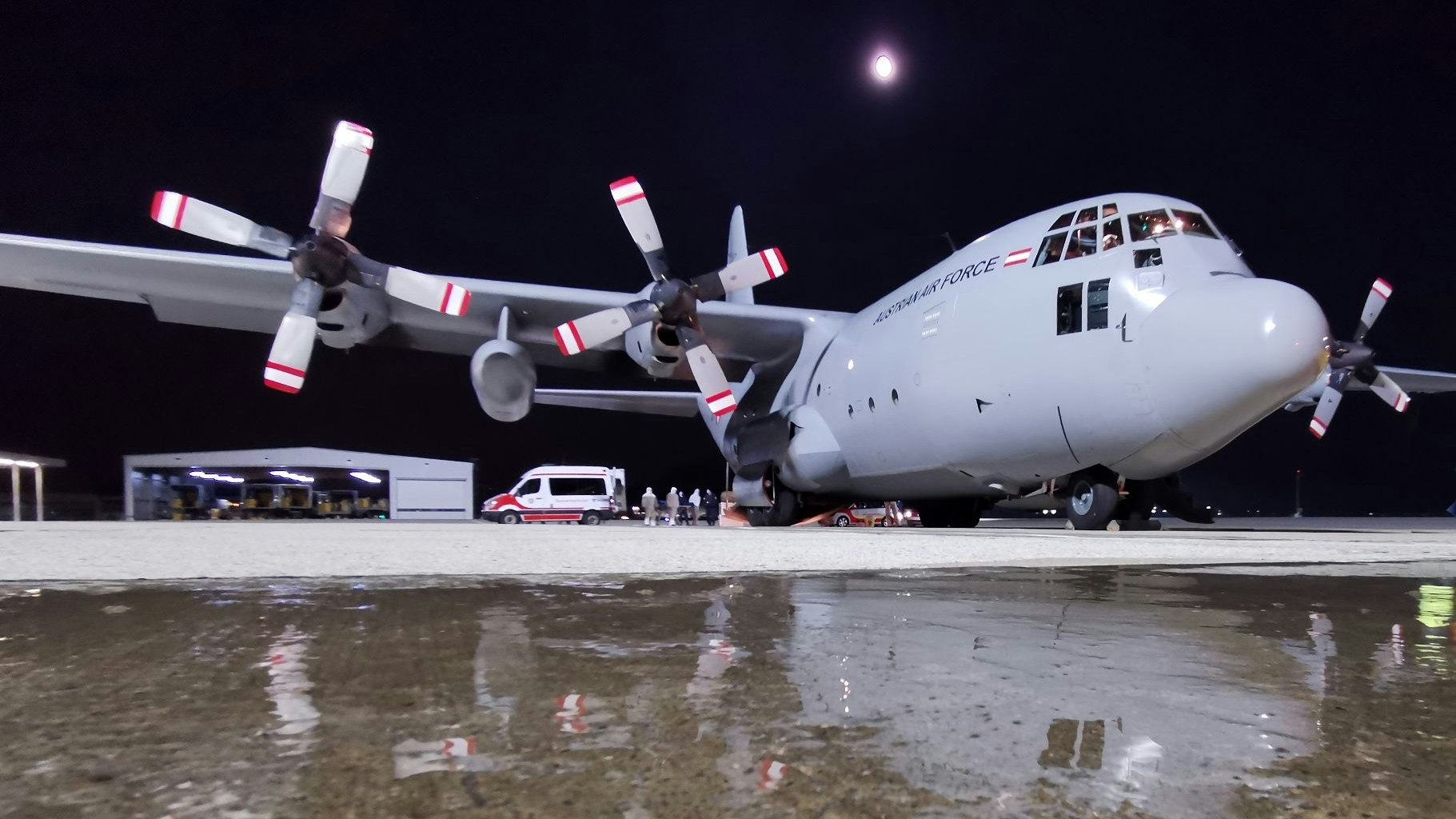 Am Samstag können sich alle Flugzeug-Fans in einem Hercules C130-Transportflieger des Bundesheeres impfen lassen.