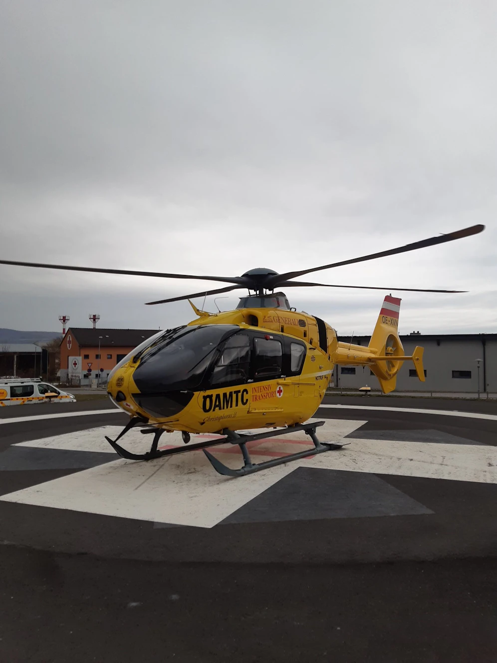 Heli C33