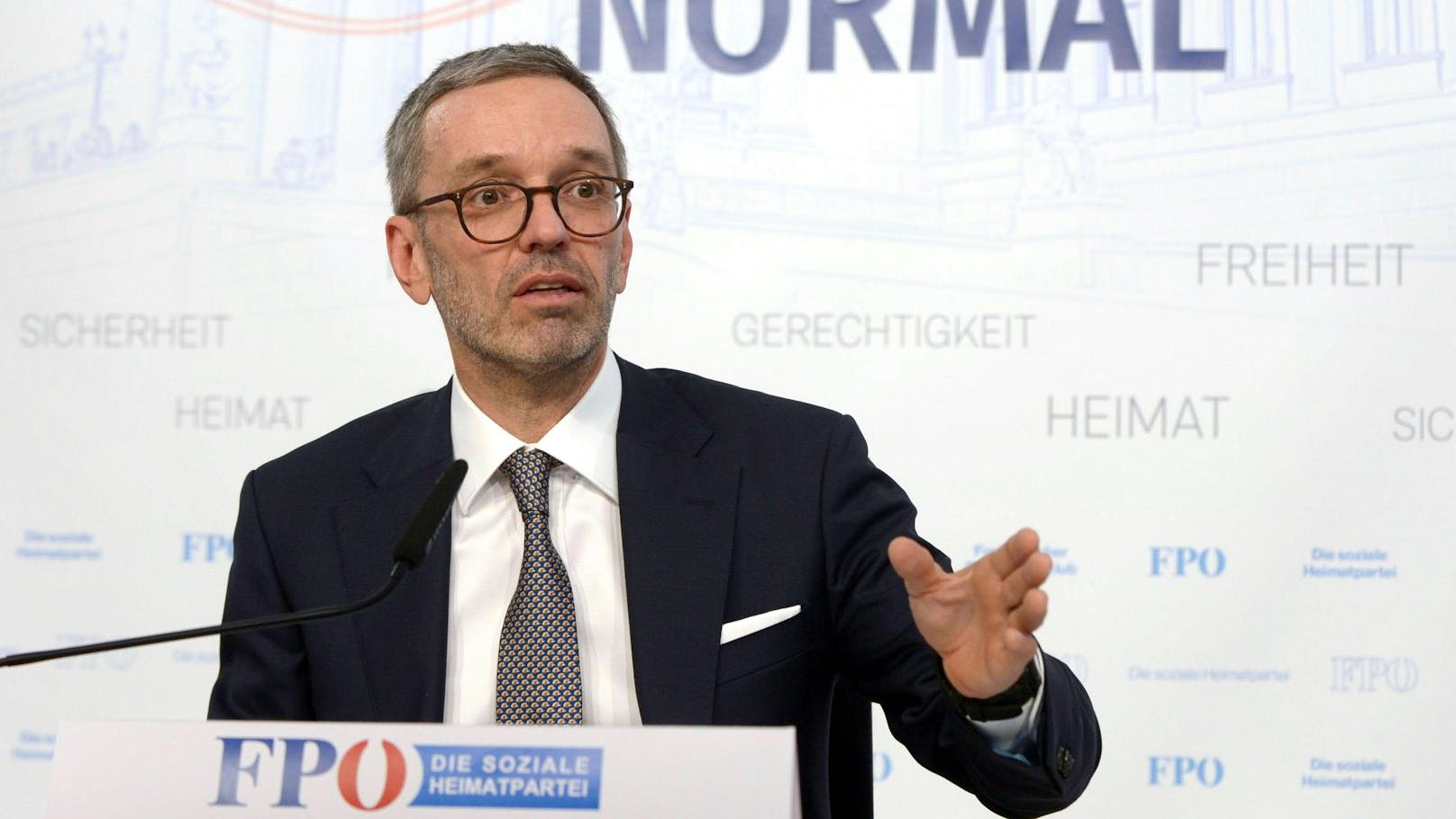 FPÖ-Chef Kickl fordert nun Neuwahlen.
