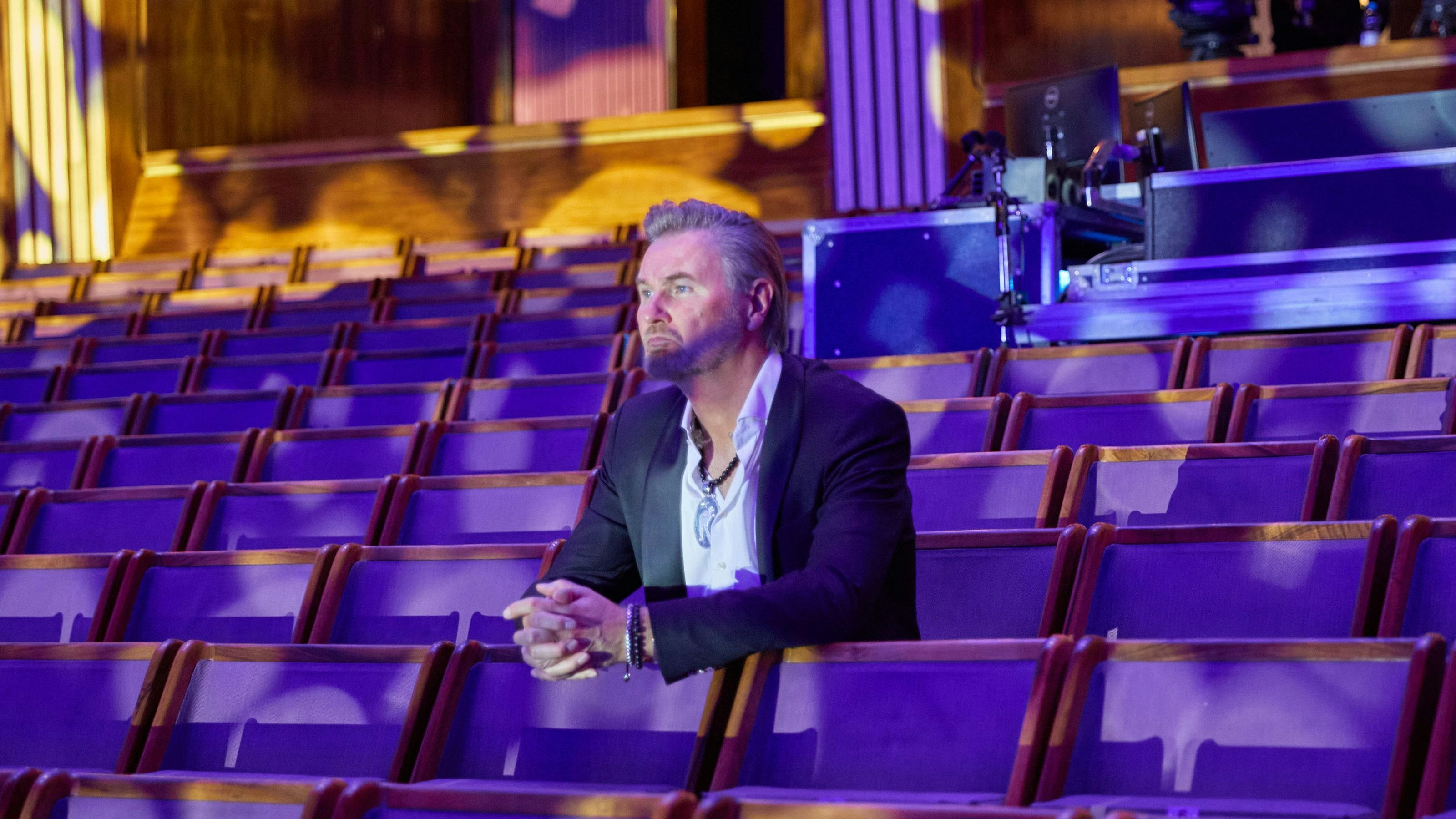 Download von www.picturedesk.com am 19.11.2021 (14:34).  Copyright: Starpix/Alexander TUMA, 22.10.2021 Salzburg, Nik P. , Backstage bei den Proben zu seinem Konzert im Festspielhaus Salzburg - 20211022_PD16411 - Rechteinfo: Rights Managed (RM)